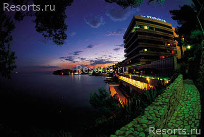 Excelsior Hotel 2
